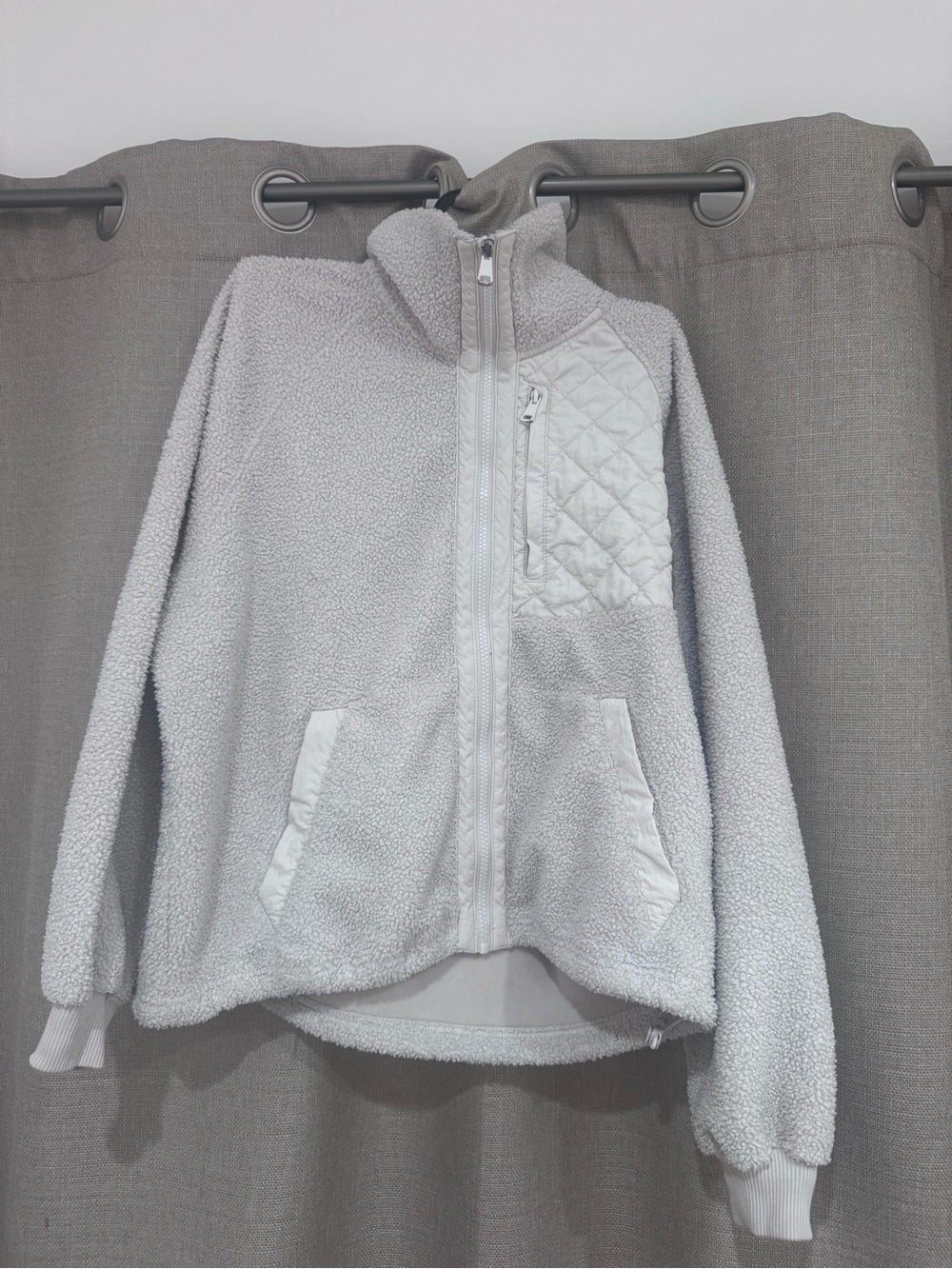Abercrombie & Fitch Light Gray Teddy Fleece Zip Jacket